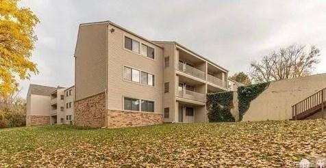 3865 Lone Pine Rd #201, West Bloomfield Twp, MI 48323 - MLS 20230105766 for Sale