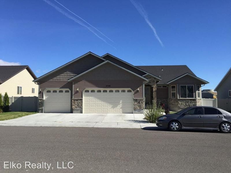 3706 Valley Ridge Avenue for Sale