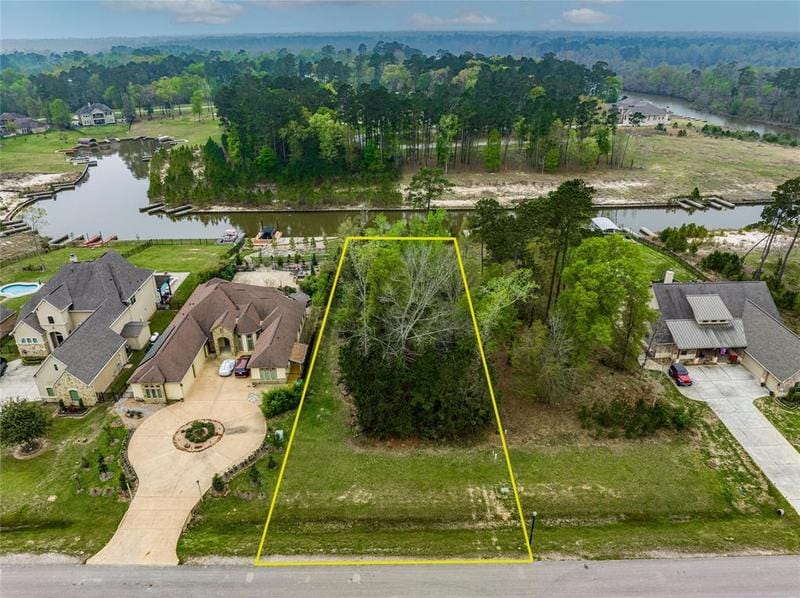 28543 Monterey Cliff Ln, Houston, TX 77336 for Sale
