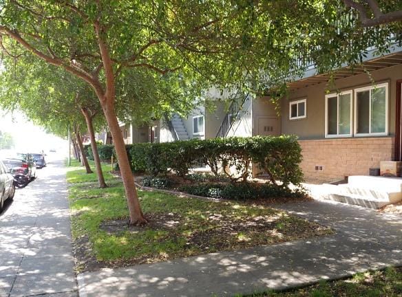 Parker Palo Alto Apartments - 2586 W Bayshore Rd - Palo Alto, CA Apartments for Rent