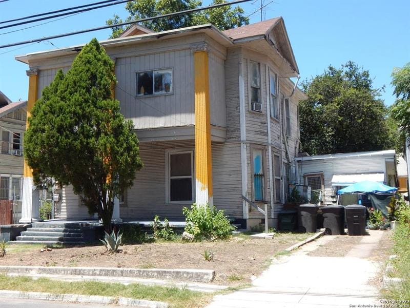 623 W Elmira St, San Antonio, TX 78212 for Sale