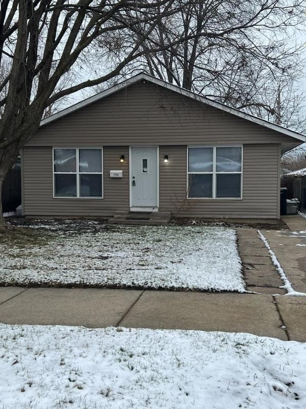 1723 Hermon Ave, Zion, IL 60099 - MLS 11961601 for Sale