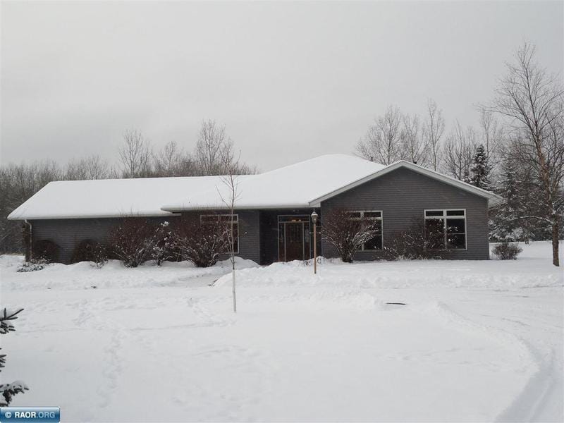 2815 23rd Ave, Hibbing, MN 55746  MLS# 146205 for Sale
