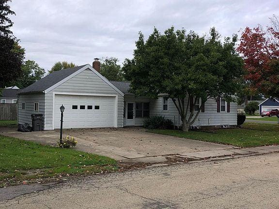 cozy 2 /1 B for rent in Goshen, IN #1012 E Douglas St
