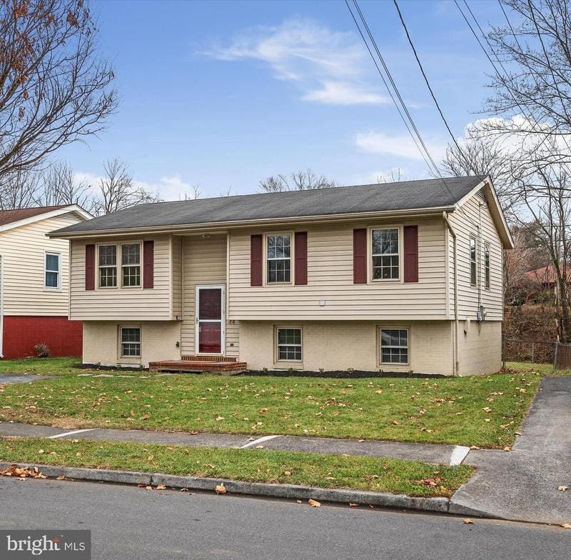 912 Opequon Ave, Winchester, VA 22601  MLS# VAWI2004790 for Sale