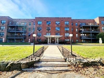 Oakdale Mnr Apt A6d for Sale