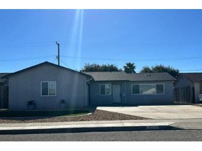 E North Ave for Sale