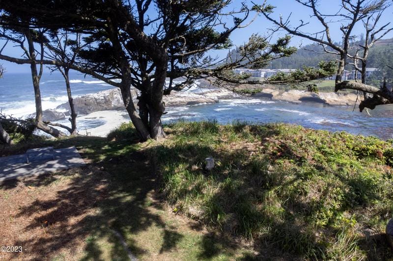 Lot 4 NW Vista Street, Depoe Bay OR 97341 for Sale