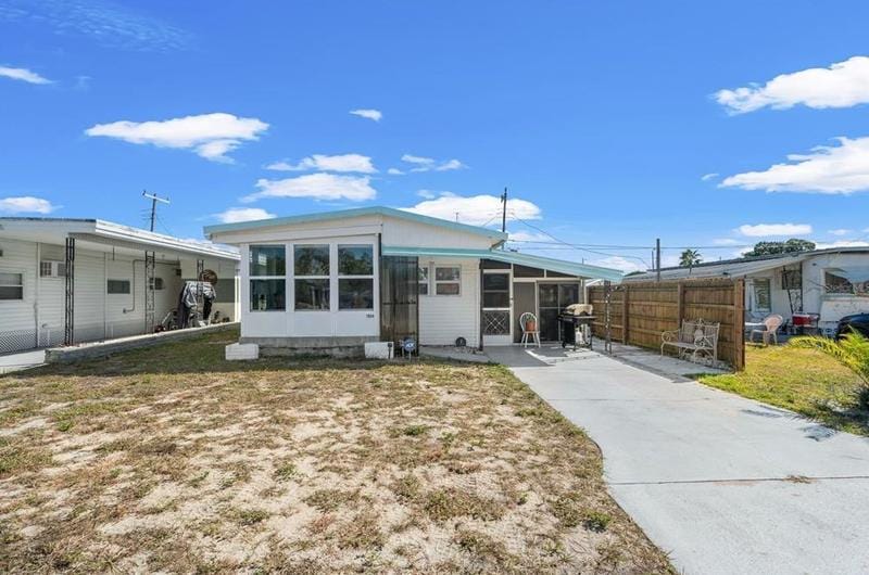 1934 Shady Cove Dr, Holiday, FL 34691 - MLS T3485665 for Sale