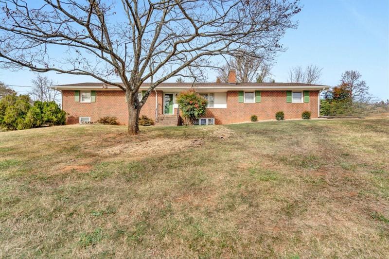2211 FEATHER RD, Vinton, VA 24179 Single Family Residence For Sale  MLS# 903251