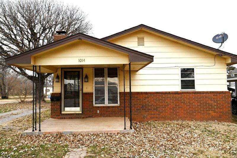 1014 Choctaw St, Alva, OK 73717  MLS# 20231708 for Sale