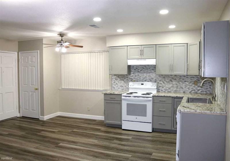 2BRs/1Baths Newly Remodeled  9055 Folsom Blvd for Sale