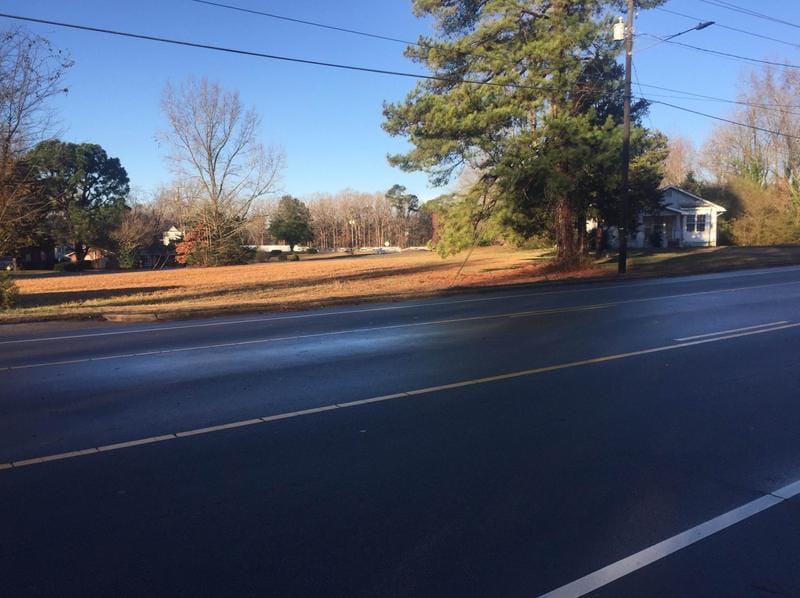 619 W Ridgeway St, Warrenton, NC 27589 - MLS 2494625 for Sale