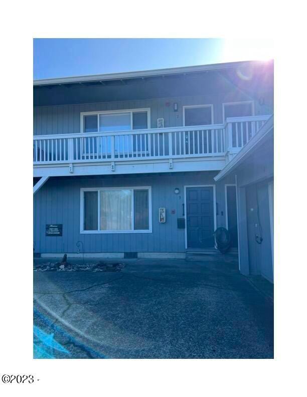 811 SW 6th Street 3, Newport OR 97365 for Sale