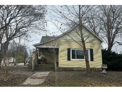 Maple St for Sale
