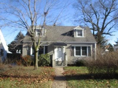 Irving St for Sale