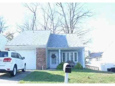 Lomond Ct for Sale