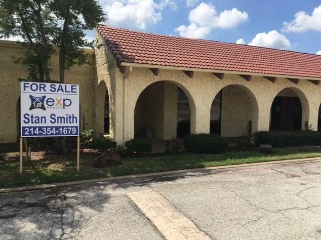 200 W Center St, Duncanville, TX 75116 - MLS 20160275 for Sale