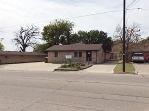 503 Lipscomb St, Bonham, TX 75418 - MLS 20477269 for Sale