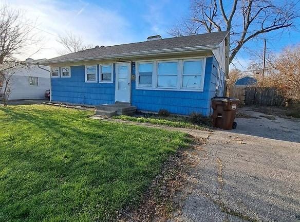 4415 Thompson Dr - Dayton, OH 45416 - Home For Rent