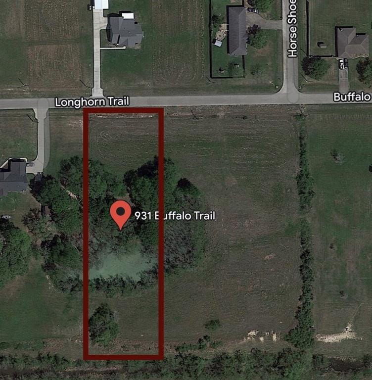 931 Buffalo Trl, Angleton, TX 77515 for Sale