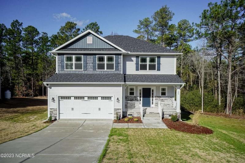 915 Eakins Lane, Richlands, NC 28574  611170951 for Sale