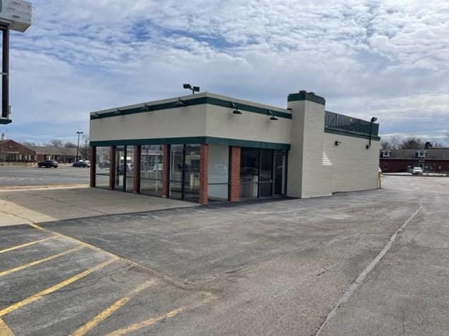 1911 W Algonquin Rd, Rolling Meadows, IL 60008 - MLS 11361812 for Sale