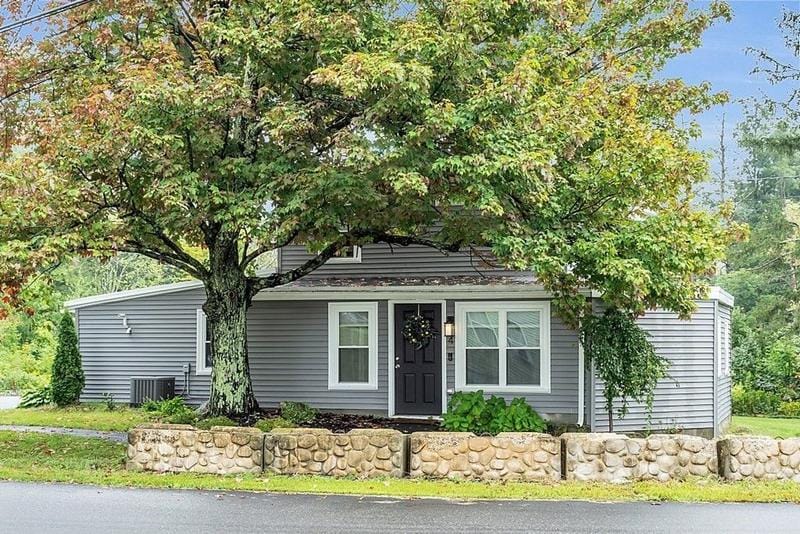 Lunenburg, Worcester County, MA House for sale Property ID: 417658274