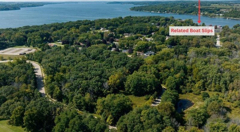 433 Evensong Way, Green Lake, WI 54941 - MLS 1943537 for Sale