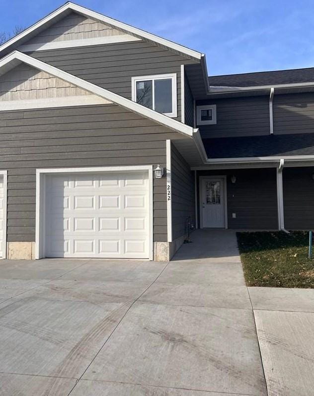 222 S Rice St, Blue Earth, MN 56013 - MLS 6466565 for Sale