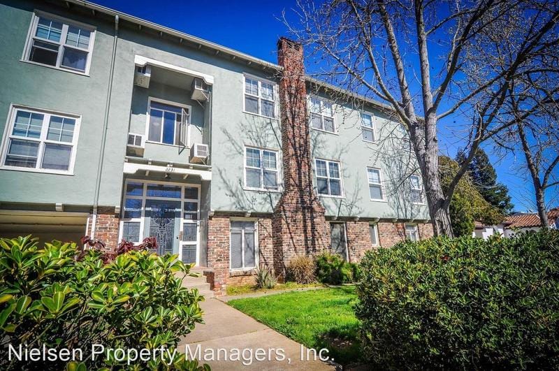 2231 11th Avenue - 02  2231 11th Avenue for Sale