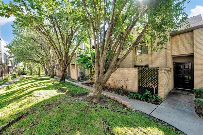 10811 Richmond Ave #75, Houston, TX 77042 for Rent