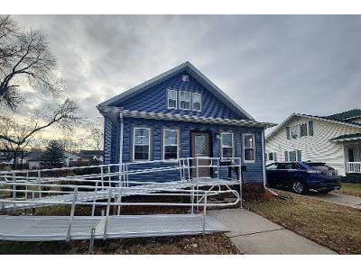 E Main St for Sale