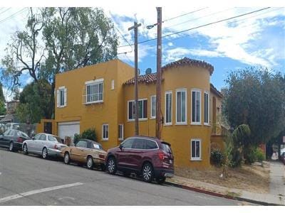 Vicksburg Ave for Sale