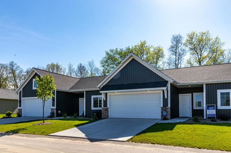 7505 Hardwood St #61, Caledonia, MI 49316 - MLS 23137714 for Sale