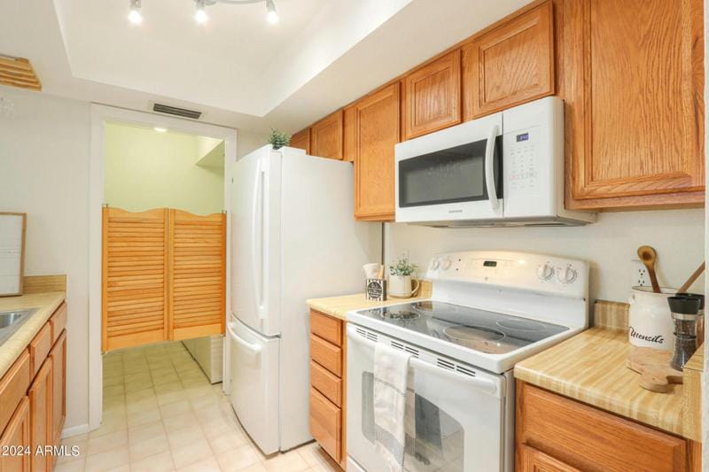 1342 W EMERALD AVE UNIT 340, Mesa, AZ 85202 Condo/Townhouse For Sale  MLS# 6645691 for Rent