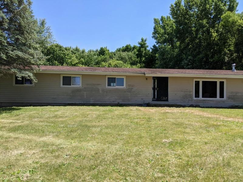 582 W DRESSER RD, De Kalb, IL 60115 Single Family Residence For Sale  MLS# 11459637