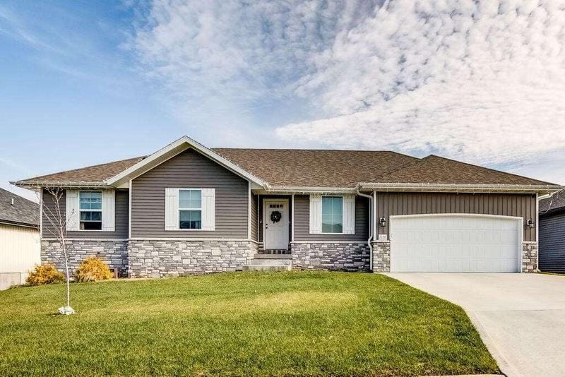 1658 North Kingfisher Drive, Nixa, MO 65714  614436812 for Sale