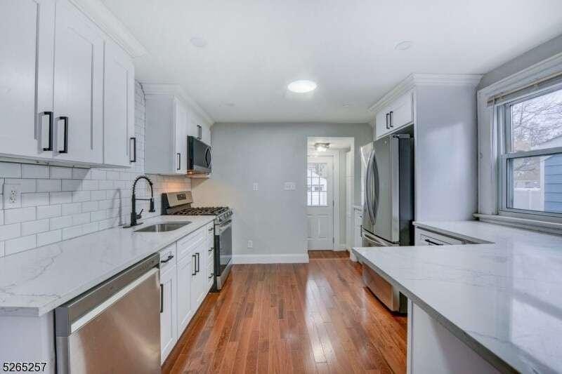 139 Butler Ave, Roselle Park, NJ 07204  620449737 for Sale
