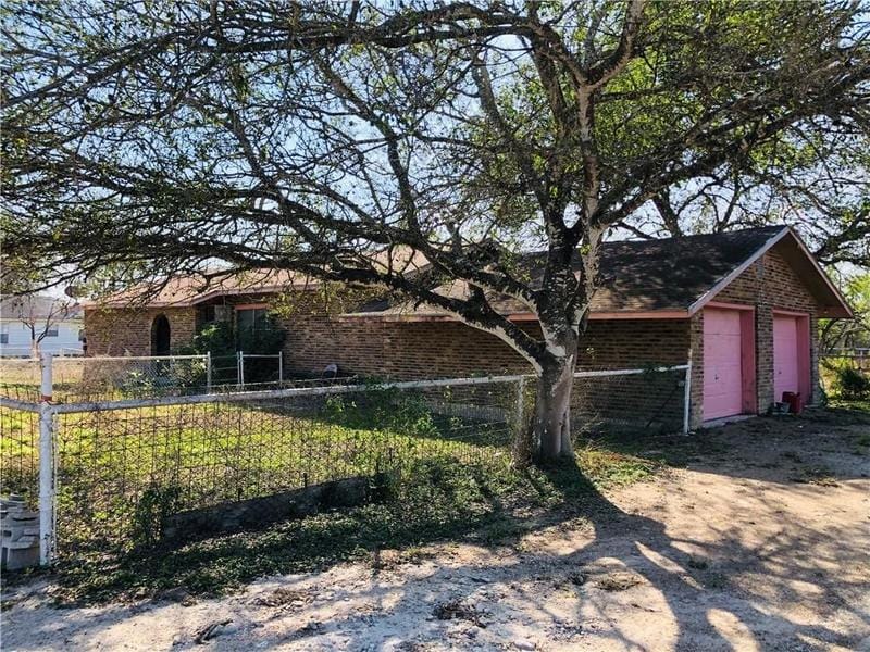 409 N Main St, Freer, TX 78357 for Sale