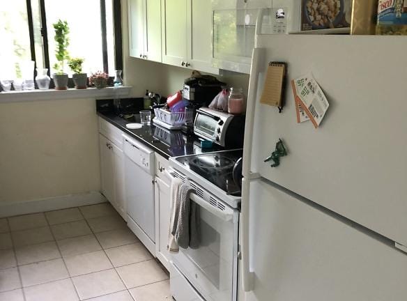 114 Longwood Ave unit 5 - Brookline, MA 02446 - Home For Rent