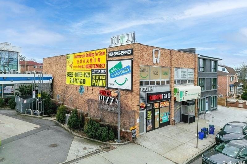 61-07 Utopia Pkwy, Fresh Meadows, NY 11365 - MLS 3468862 for Sale