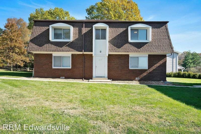 130 West Street Apt 5  10 Edwardsville Prof Park for Sale