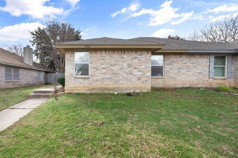 4322 Elliott Oaks Dr, Arlington, TX 76017 - MLS 20500458 for Sale