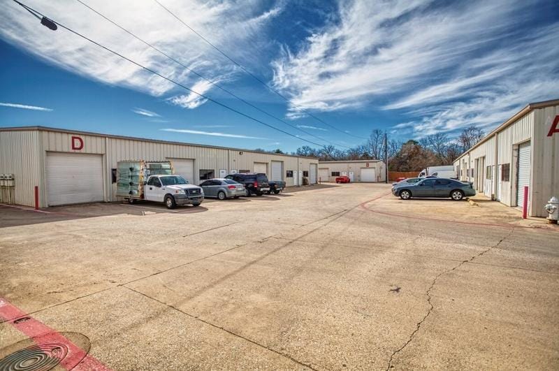 817 S Mill St, Lewisville, TX 75057 - MLS 20285574 for Sale