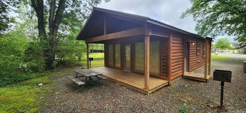 12E Swinging Bridge Drive, Heber Springs, AR 72543  620010769 for Sale