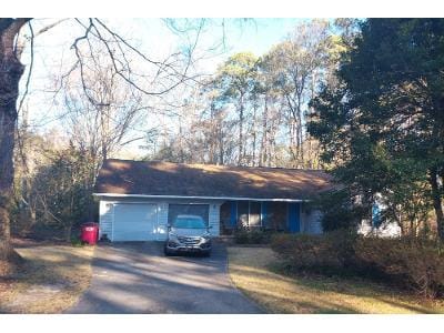 King Arthur Dr for Sale