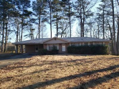 Pebble Dr for Sale