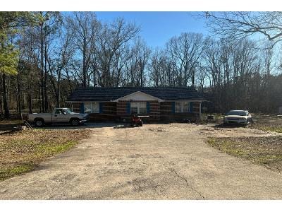Big Oak Cir for Sale