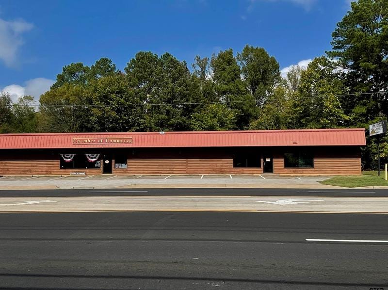 1714 E Rusk, Jacksonville, TX 75766 - MLS 23013020 for Sale